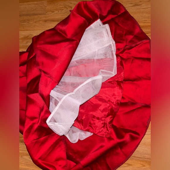 Mermaid red dress size 4 - Picture 5 of 10